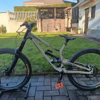 MTB Commencal DH