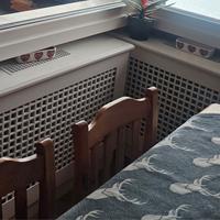 due copritermosifoni  in legno bianco laccati