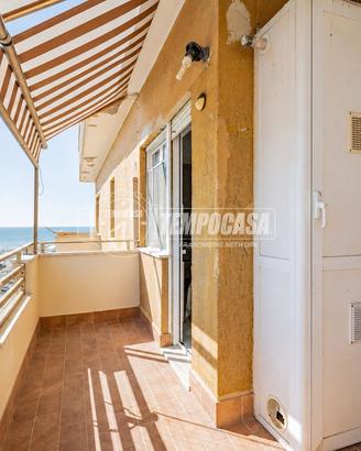 APPARTAMENTO LUMINOSO VISTA MARE