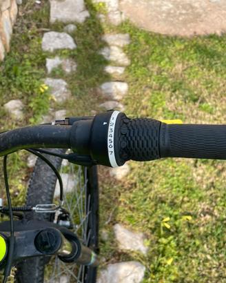 Bici rockrider st100