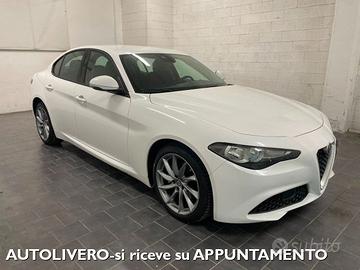ALFA ROMEO Giulia 2.2 Turbodiesel 150 CV AT8 Bus