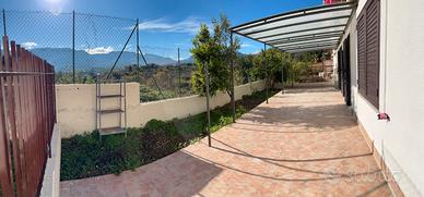 AMPIO APPARTAMENTO in residence a Monreale