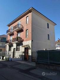 Immobile in asta di 116 m² con 3 locali e box auto