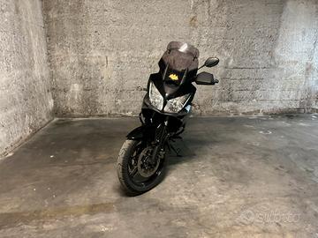 V strom 650 DL
