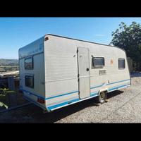 Roulotte 2004 Caravelair Silver 490