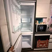 Frigo e congelatore Candy da incasso 