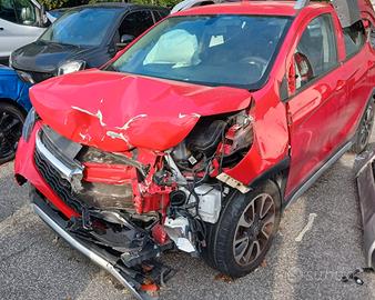 opel karl e citroen c3 incidentata