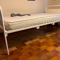 Letto per degenza motorizzato