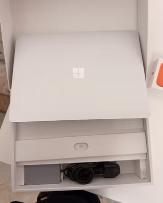 Microsoft Surface Laptop 7 15” Snapdragon X Elite