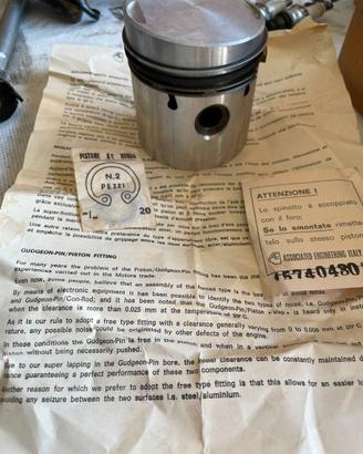 kit pistoni lancia Fulvia 818.100 72,80 nuovo