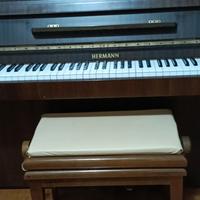 Pianoforte verticale 
