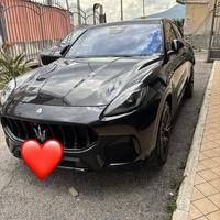 Maserati grecale modena