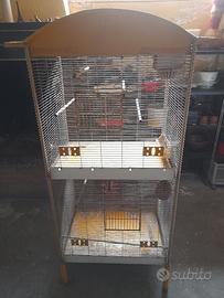Gabbia a due piani 