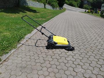 spazatrice manuale karcher usata