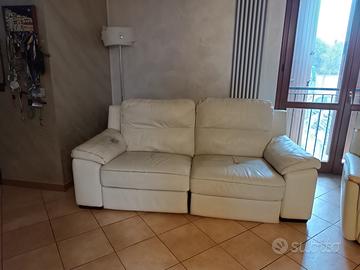 Divano e poltrona in pelle