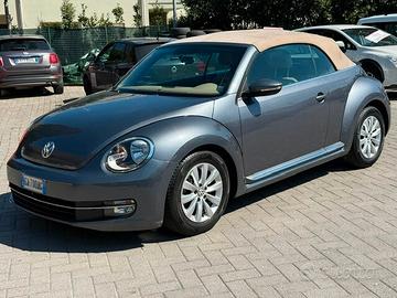 VOLKSWAGEN Maggiolino Maggiolino Cabrio 1.6 TDI...