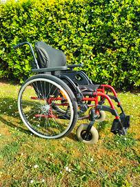 Carrozzina disabili e anziani 