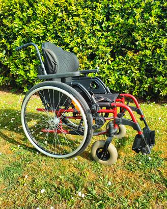 Carrozzina disabili e anziani 
