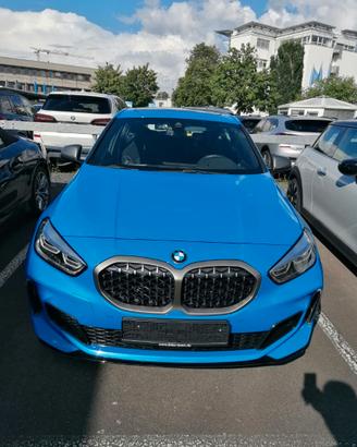 BMW M135i xDrive 306 CV – 10/23 – GARANZIA PREMIUM