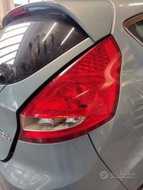 Fanale posteriore destro FORD FIESTA del 2011