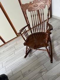 Sedia a dondolo "della nonna"