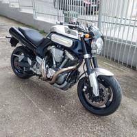 Yamaha MT-01 consegna a domicilio e garanzia
