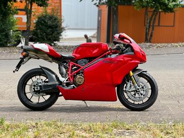 Ducati 749 R