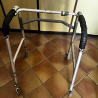 Deambulatore anziani