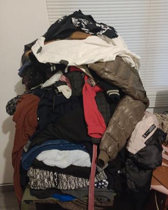 giubbotti pantaloni maglioni uomo donna 
