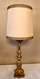 Candeliere antico montato a lampada.