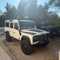 Land Rover Defender 110