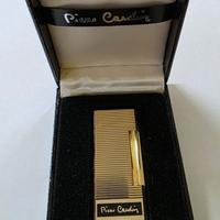 Accendino a gas dorato Pierre Cardin, anni '80.