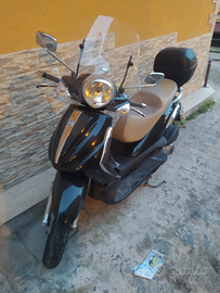 Beverly 300 i.e tourer 2009