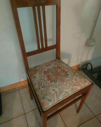 Sedia in legno