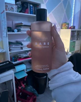 Profumo bare Sueded vanilla victoria’s secret