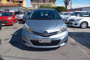 Toyota Yaris 1.0 5 porte Active