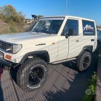 Toyota Land Cruiser Cinesino