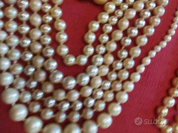 Collane in perle di bigiotteria vintage