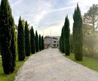 Rustico / Casale di 258 m² con più di 5 locali e p