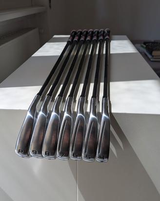 Set mazze da golf TaylorMade P790 (2025)