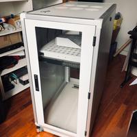 Armadio Rack 19” ruote, temperatura e ventilazione