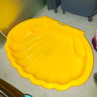 Sabbiera a forma di conchiglia 