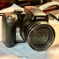 Macchina fotografica nikon coolpix p80