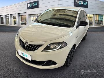 Lancia Ypsilon 1.0 FireFly 70cv Hybrid Gold