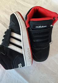 Scarpe adidas