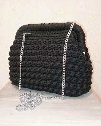 🌺 Borse Artigianali: Un Pezzo Unico da Indossare