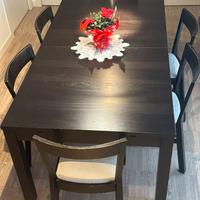 Tavolo 176x95cm abbinato a 4 sedie