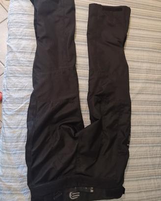 pantaloni da moto