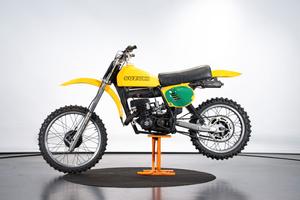 Suzuki RM 250 cross