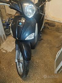 scootet omologato 2 posti